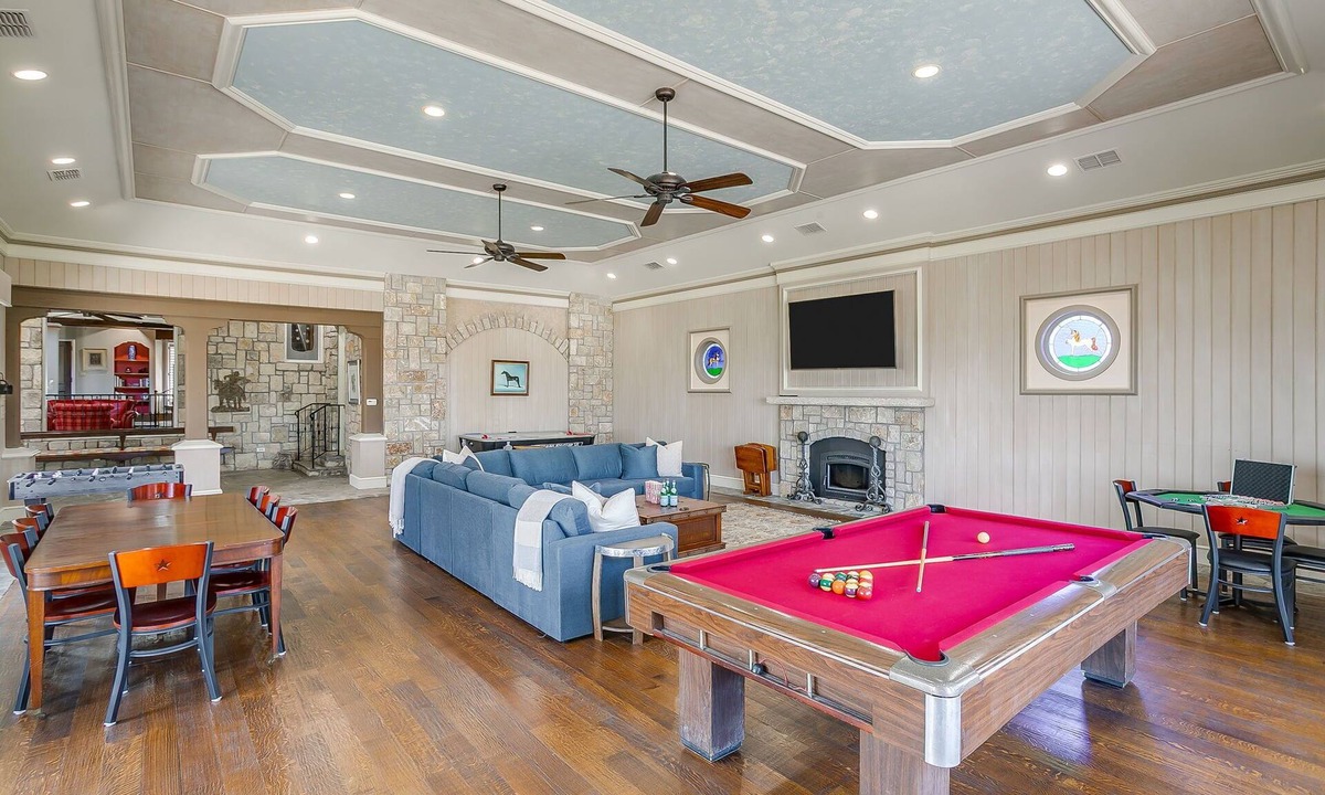 Morgan Mill House | 10 Star Ranch · Pool · Lake · Game Room · Sleep 10