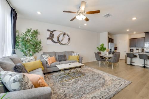 Weston House | 12 Mi to Dtwn McKinney: Modern Gem w/Patio & Yard