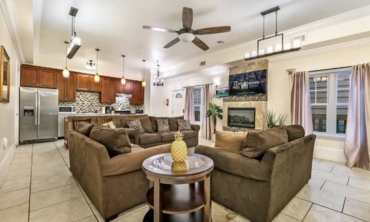 Faubourg Lafayette Condo | 15% OFF Monthly |10% OFF Weekly-Elegant 4BR City Condos in Downtown