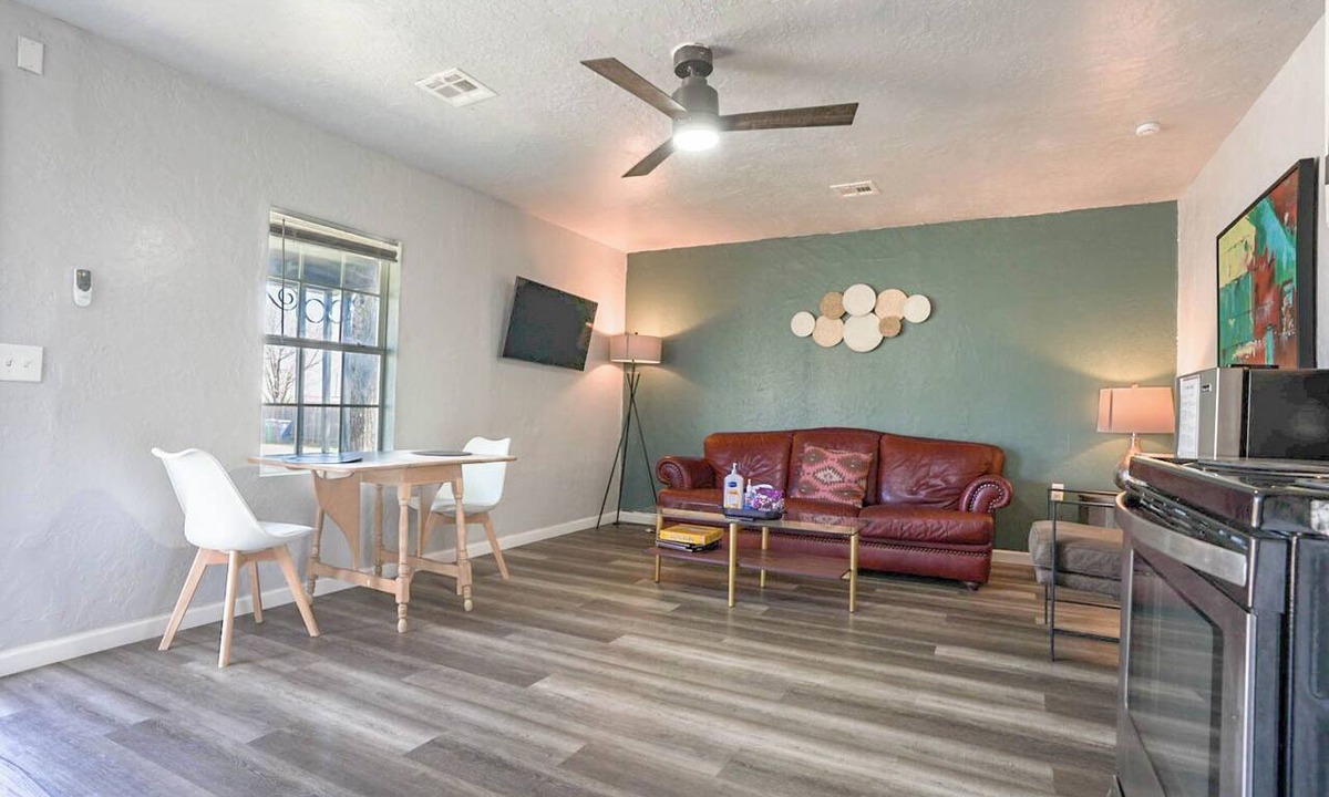 Central Oklahoma City Apartment | 1BR 7 mins from Integris Children's — built for nurses and medical families #20A