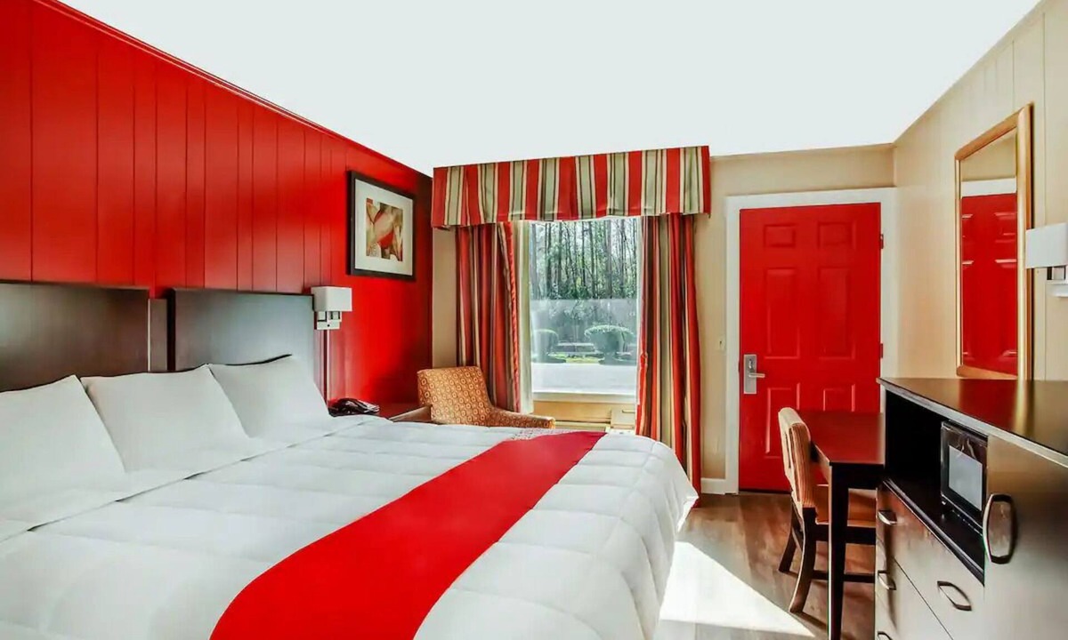 Ridgeland Hotel | 2 Comfortable King Bed Rooms for Families in Ridgeland