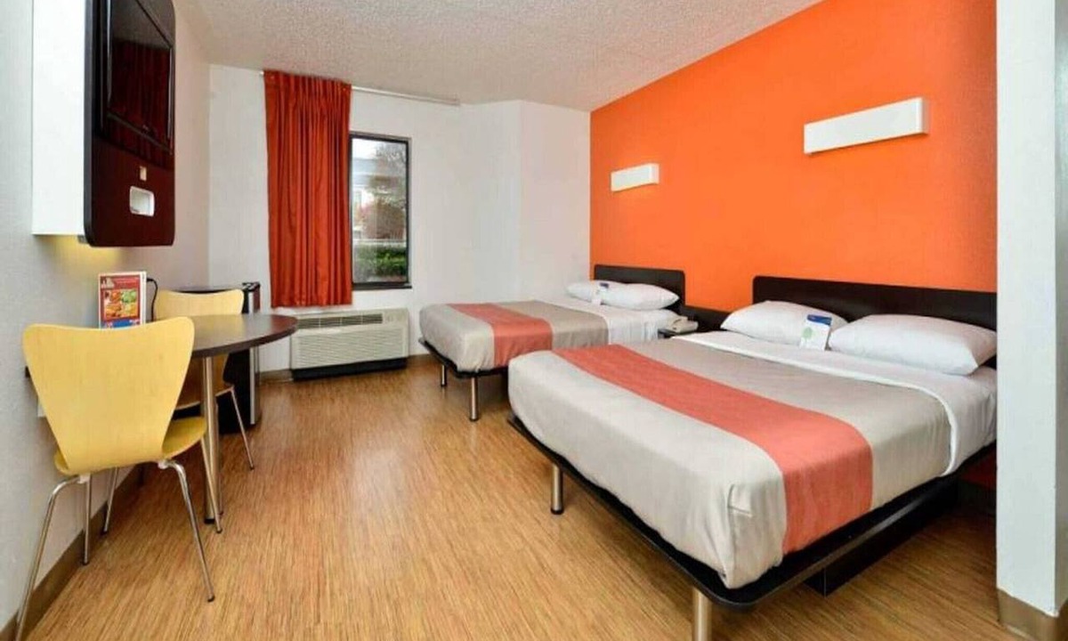 Plano Apartment | 2 Full Beds | Non-Smoking