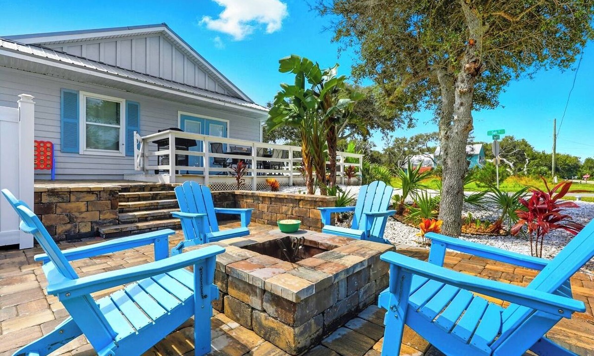 Vilano Beach Villa | 2-Min Walk to Beach | Hot Tub, Fire Pit & Beach Gear