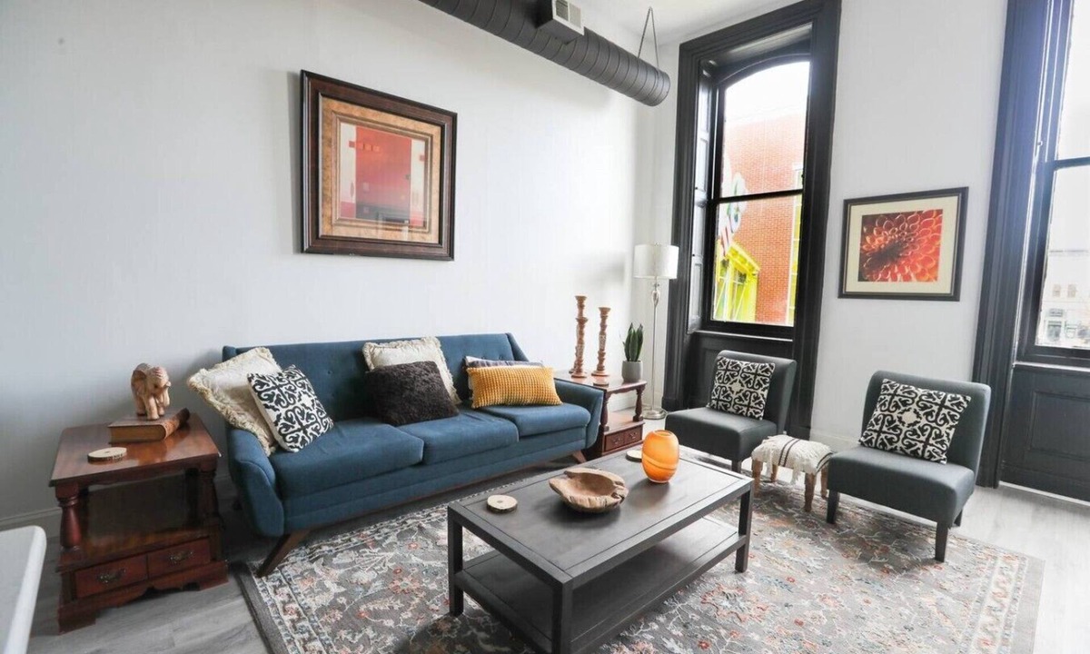 Downtown Historic District Apartment | 2A Experience Easton in Luxury: