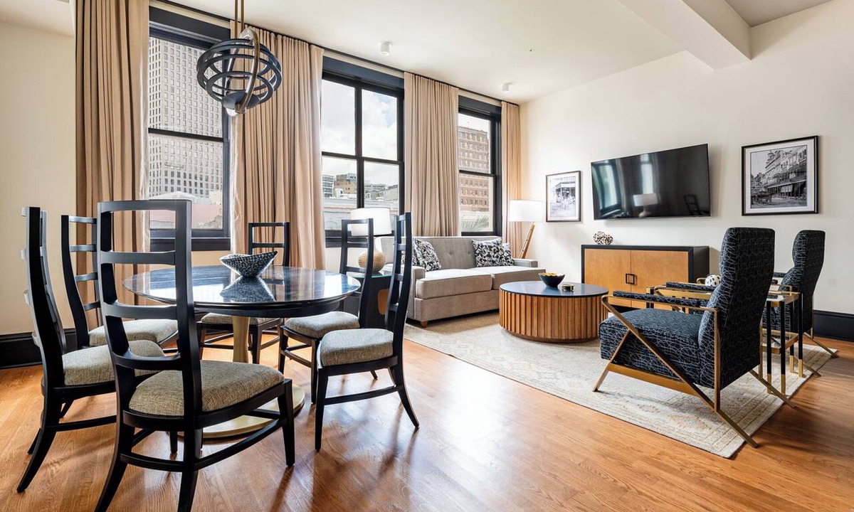 Central Business District Hotel | 2BR Great View Steps from French Quarter | The Mayfair