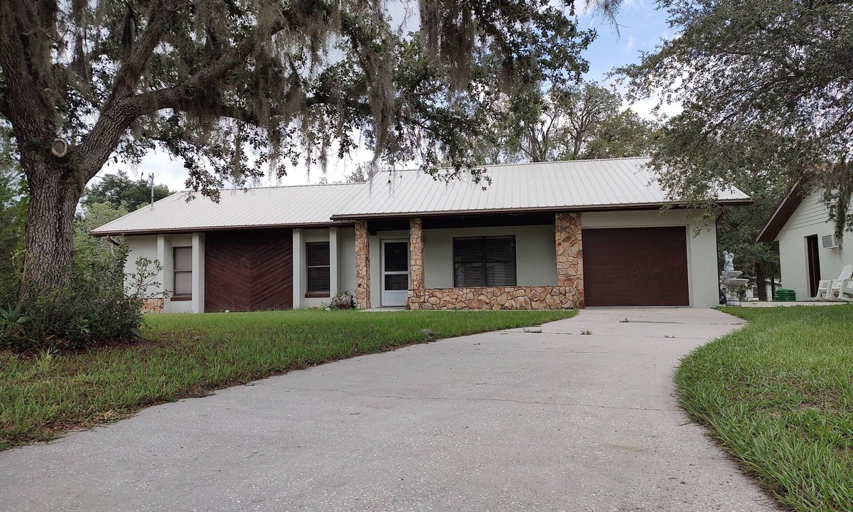 Meadowcrest House | 3/2 Perfect for FamiliesnBoat and RV parking