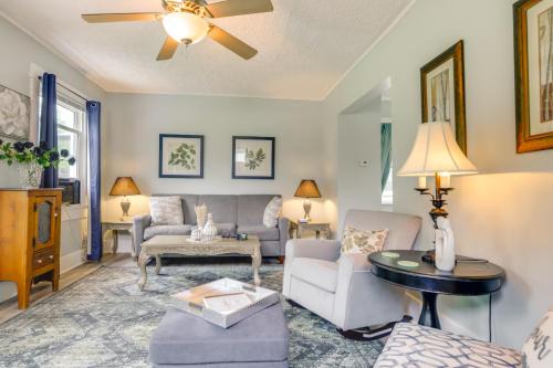 Dayton House | 3 Mi to Dtwn: Dog-Friendly Retreat in Dayton