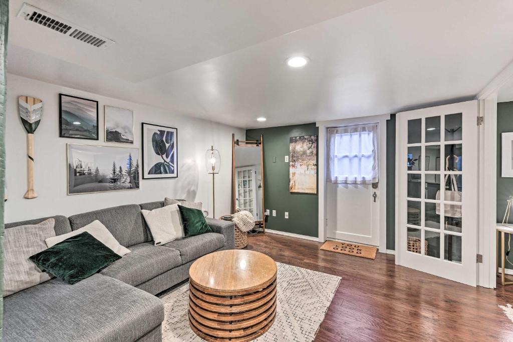 Queen Anne Apartment | 3 Mi to Dtwn Seattle: Queen Anne Apartment!