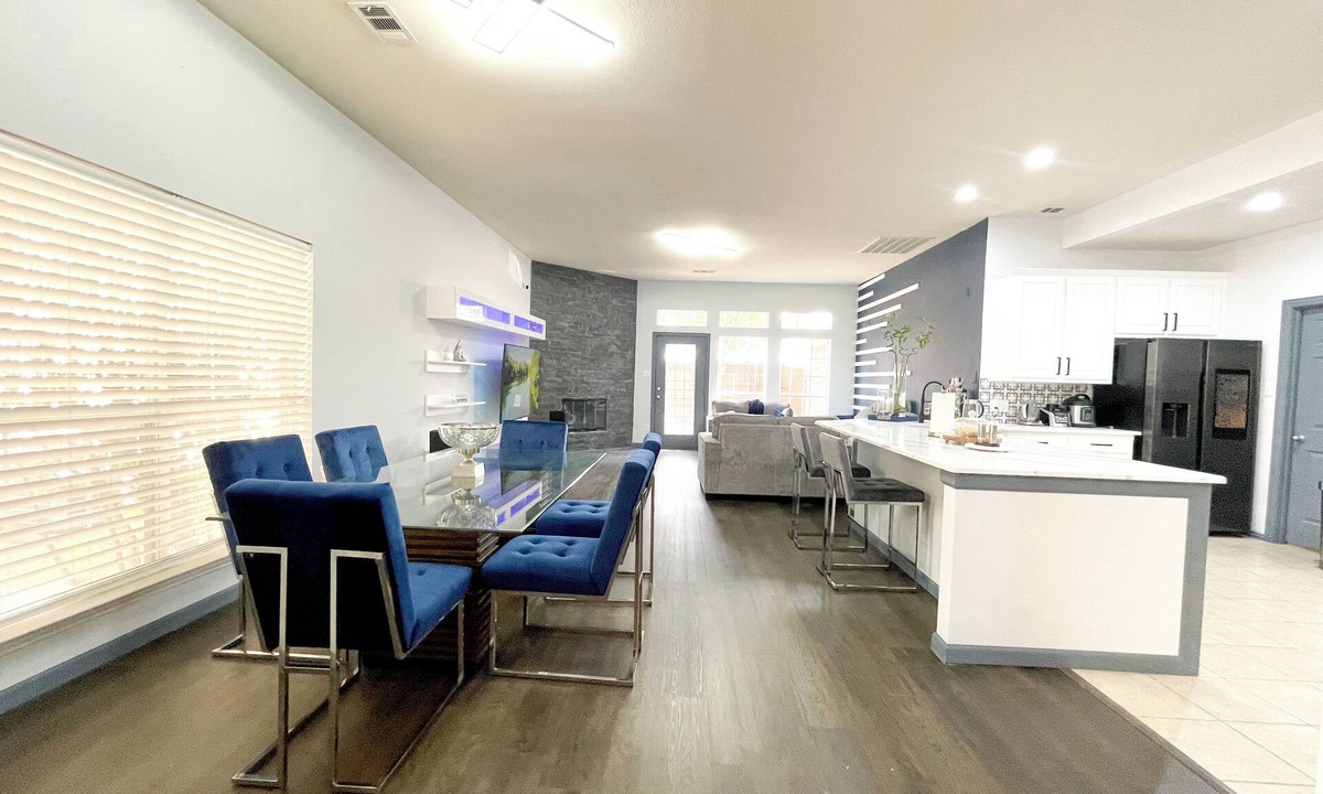 Panther Creek Estates House | 4 Bedrooms Modern Spacious Home in Frisco