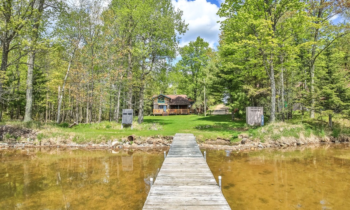 Phelps House | 4bdr Lakeside Lodge on Big Sand Lake in Northwoods!