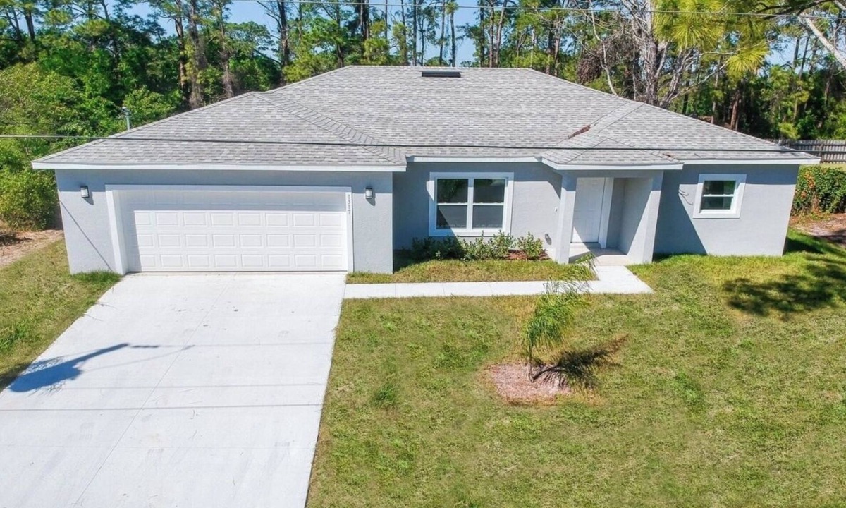 Port Malabar House | 4BR Fishing Retreat - Pool Table - Near Headwaters Lake, Beaches & USSSA