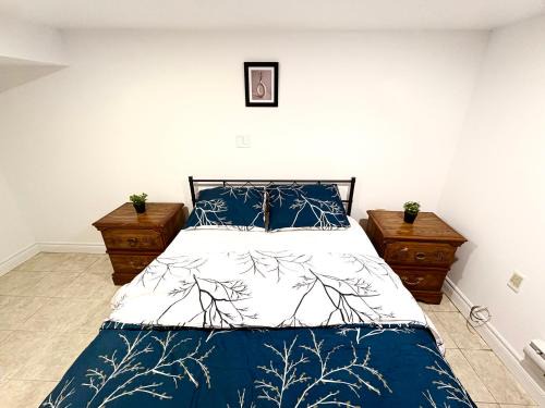North York House | 8mins to Pearson airport -2mins to shopping mall & HW 401