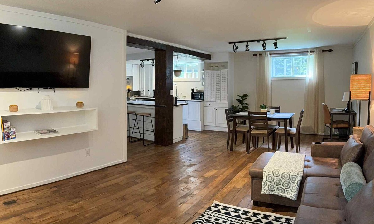 Sainte-Adele Apartment | A Cozy Haven for Relaxation or Sports Enthusiasts
