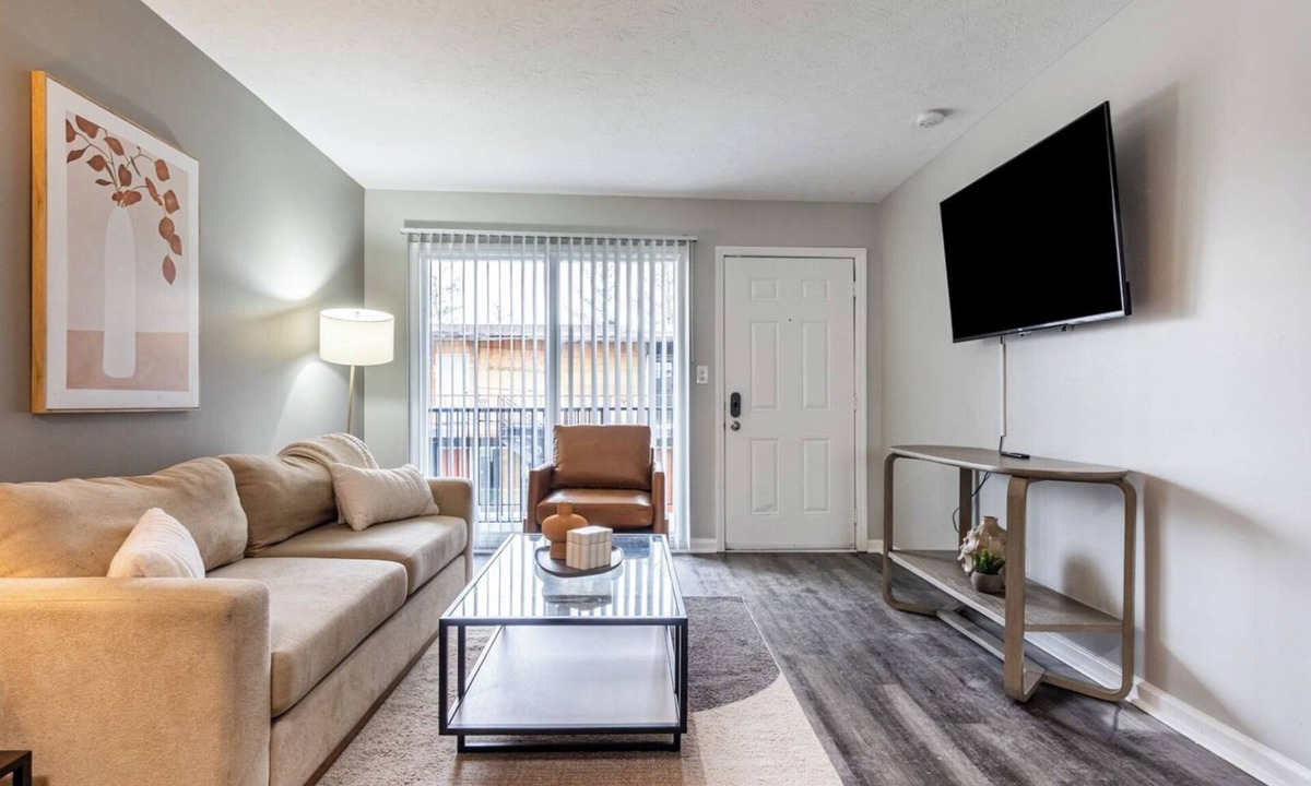 Indianapolis Apartment | A62 2BD 1 - Two Bedroom Apartment, Sleeps 3
