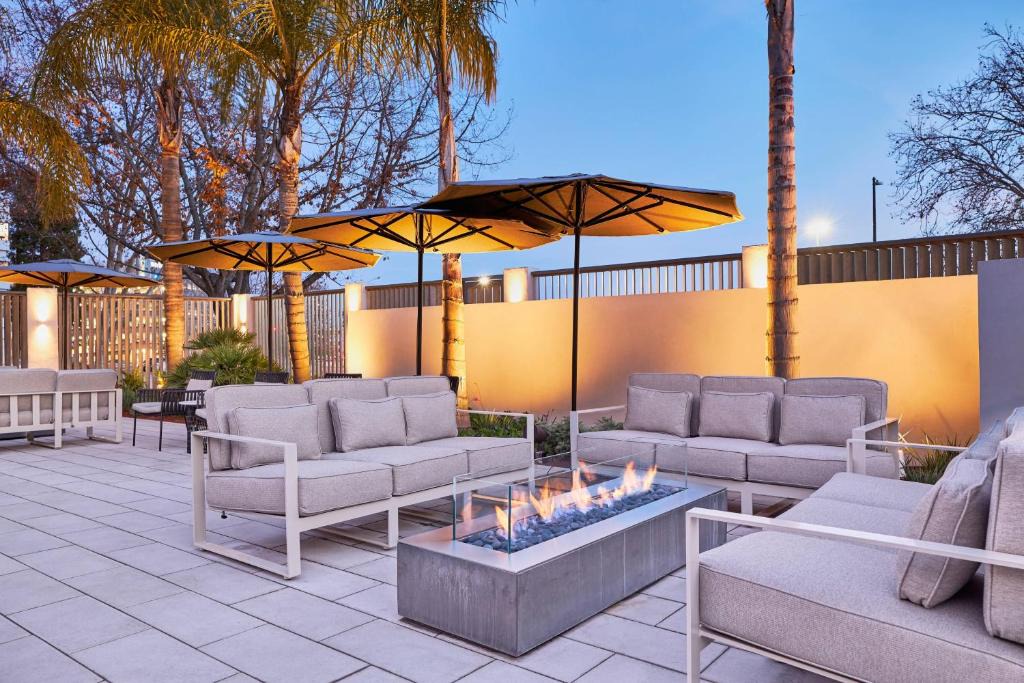 Pleasanton Hotel | AC Hotel by Marriott Pleasanton