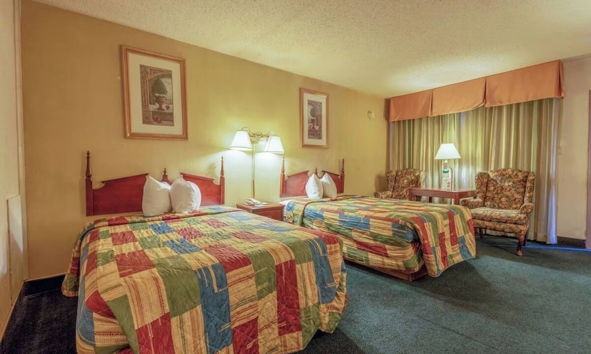 Allison Hotel | Affordable Comfort Perfect for Transit Guests Near Gallup Amtrak Station