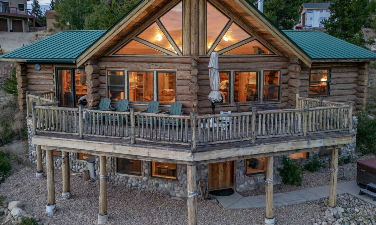 Granby Cabin | Alpine Park Lodge by ColoradoRandR a 2bd+bunkroom Cabin