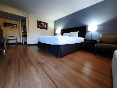 Moline Hotel | Americas Best Value Inn Moline