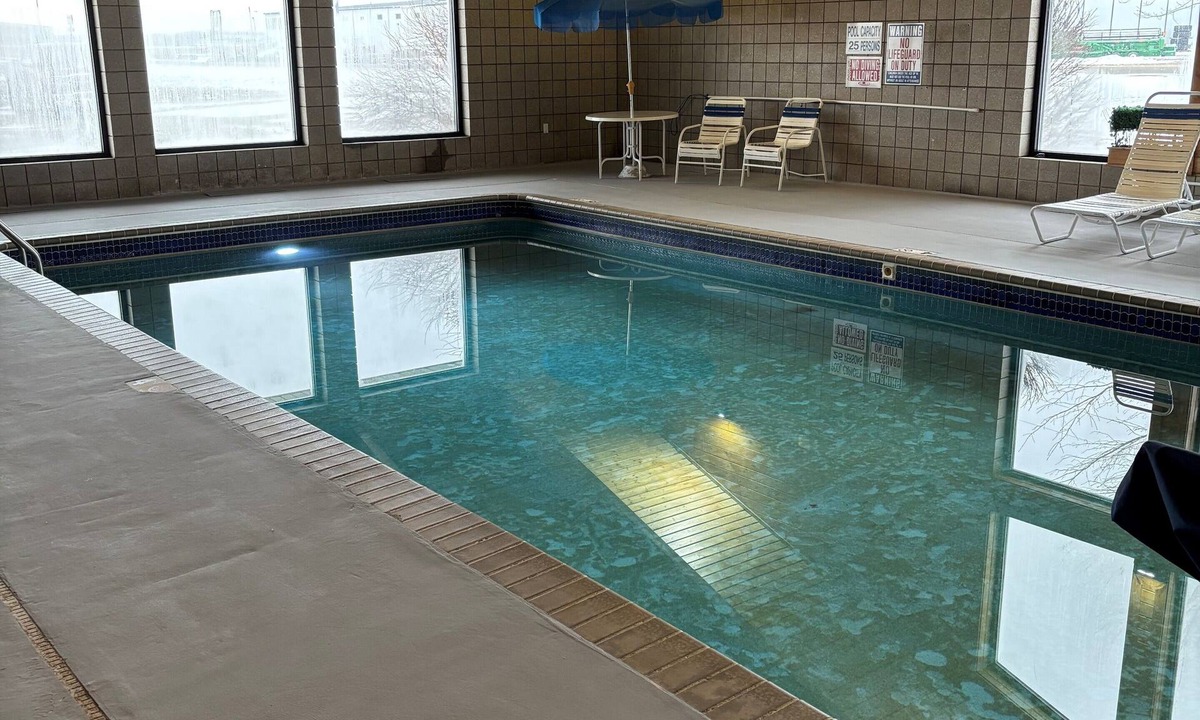 Webster City Hotel | AmericInn by Wyndham Webster City
