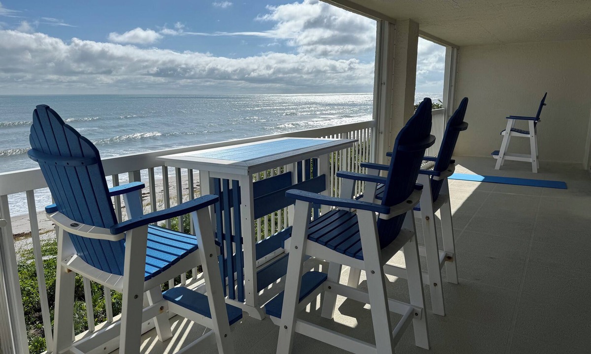 South Patrick Shores Condo | Azure Vista -Unique Spacious Oceanfront Getaway Access to the Water