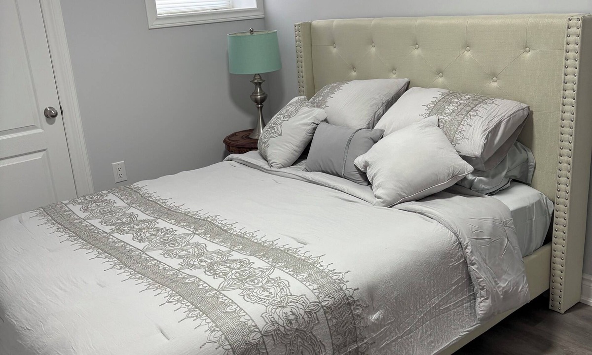 Milton Apartment | Basement apartment with separate entrance