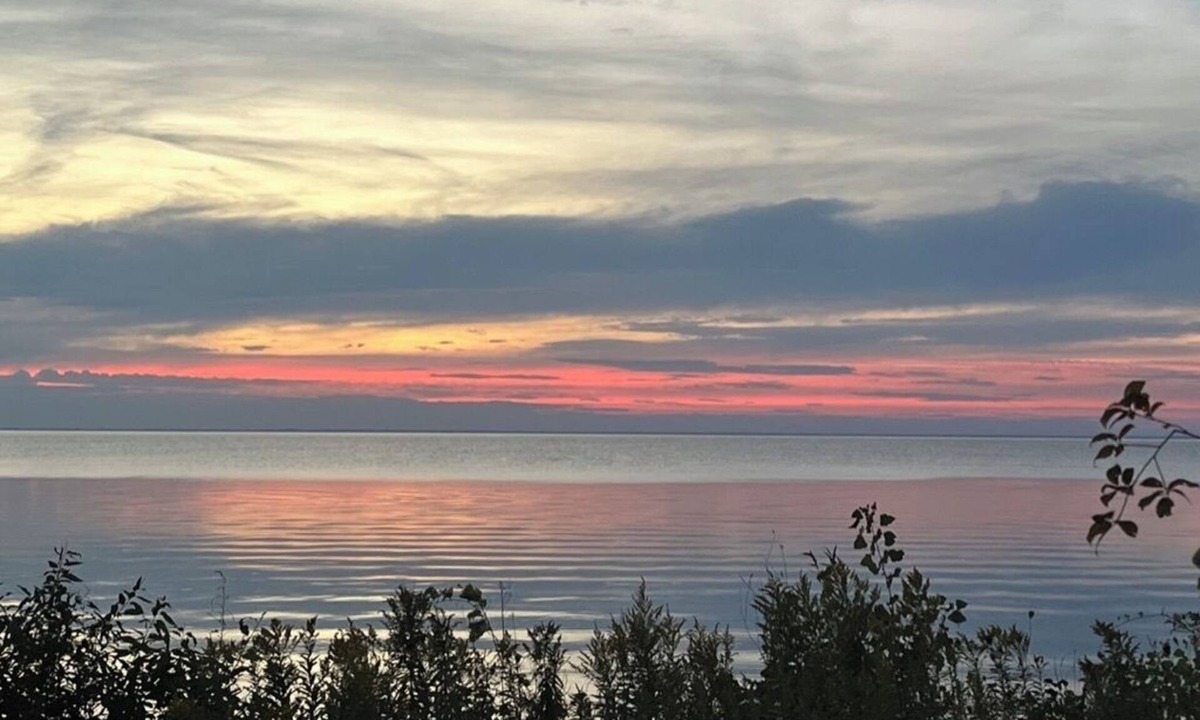 Brussels Cottage | Bayfront Door County cottage,private acre,eagles, wildlife, peaceful sunsets