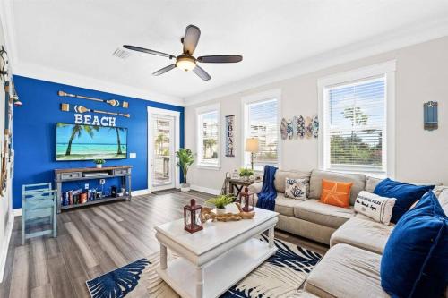 Waterside Village House | Beach Cabana