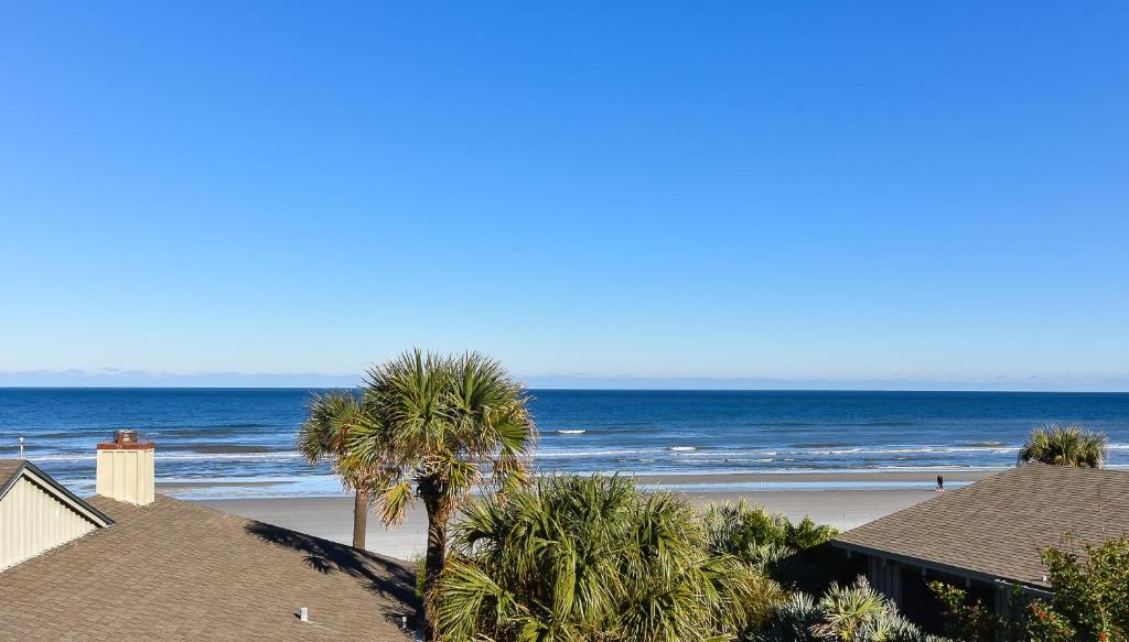 Sea Dunes Apartment | Beach Daze Townhome at Sea Dunes Green Turtle B5 ~ Ocean View next to Pool