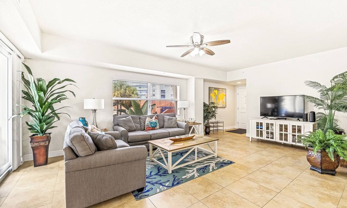 New Smyrna Beach Condo | Beach Vibes/Corner Unit/Next to Pool and Amenities/OW20-207