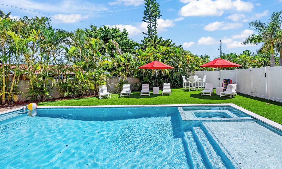 Indian Harbour Beach House | Beachside AMAZING 5 bedroom 4.5 bath Private Pool Hot Tub Game Room 3,770sqft