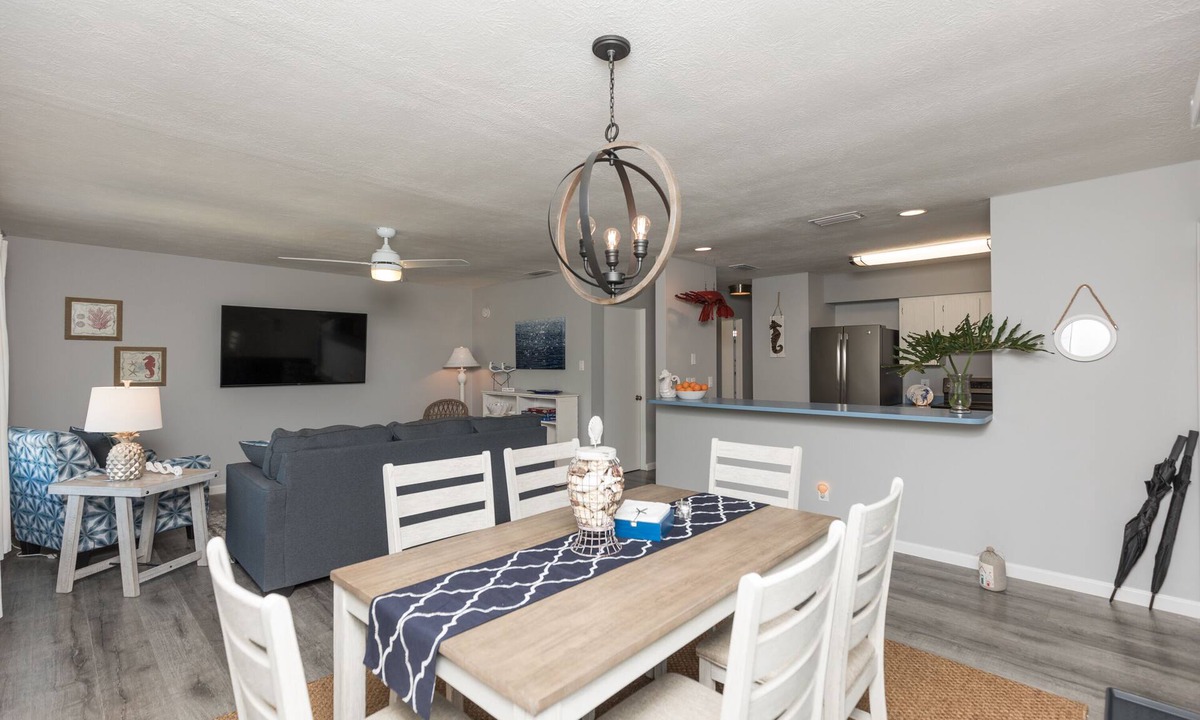 Coquina Gables Apartment | Beachy Getaway–Cozy, Clean & Equipped w/All Essentials! Relax, Enjoy & Refresh!