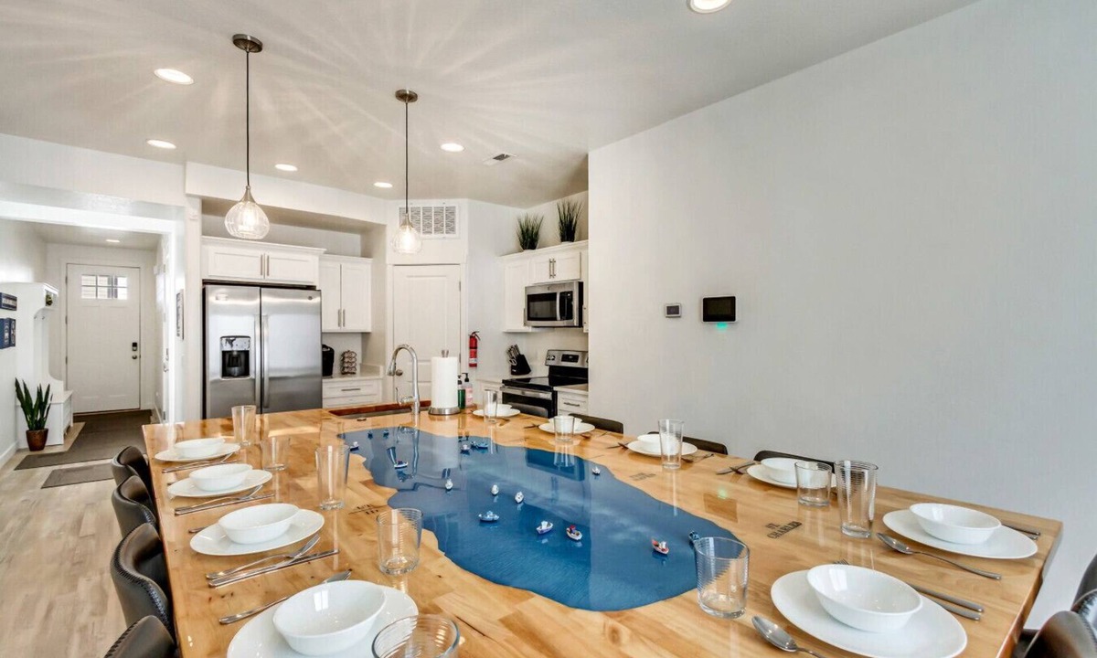 Garden City Villa | Bear Lake Getaway Minutes to Marina, Dining & Recreation