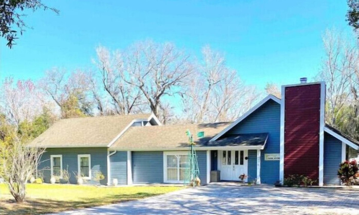 Windermere House | Beautiful 4 Bedroom Farm House