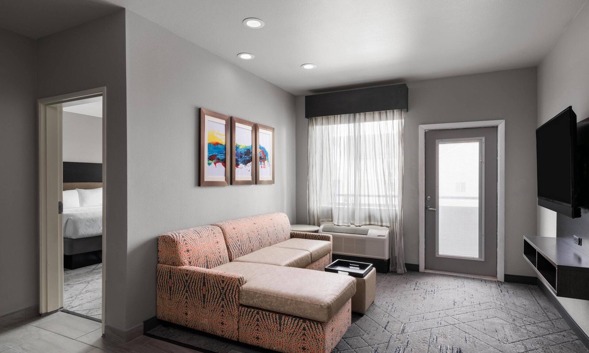 Baytown Hotel | Best Western Plus Executive Residency Baytown