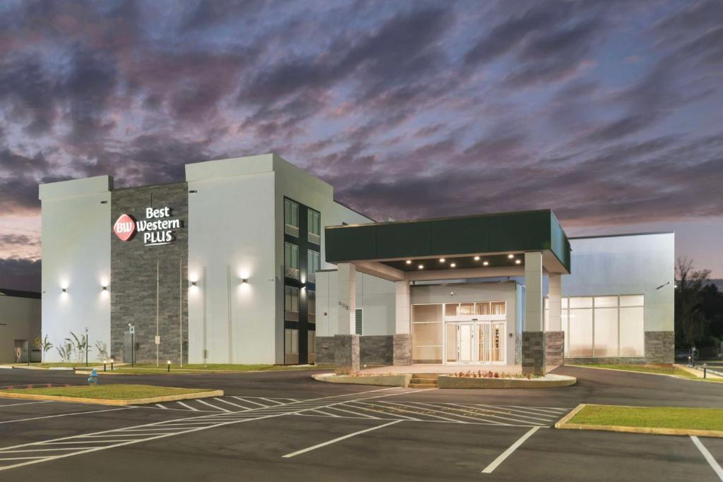Mobile Hotel | Best Western Plus Mobile Inn and Suites