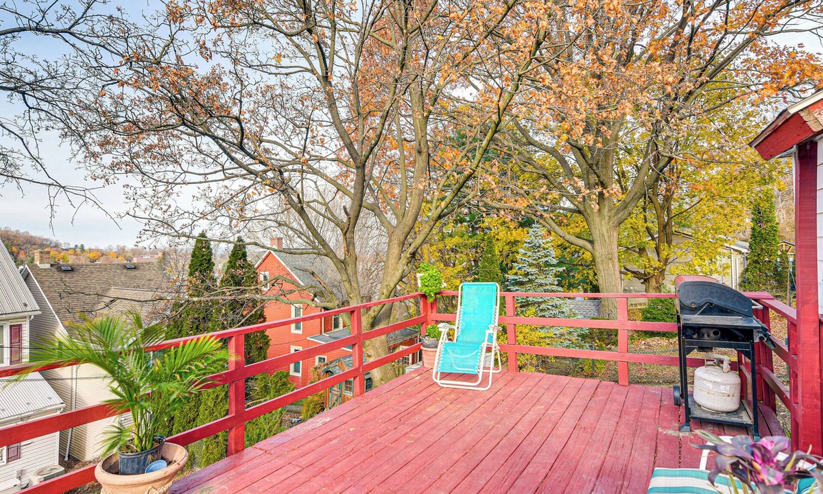 Bethlehem Cottage | Bethlehem Home w/Patio & Amazing Sunset Views!