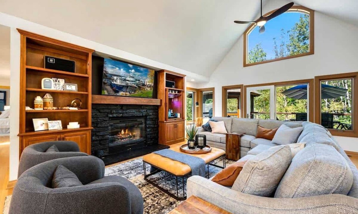 Ellison Bay House | Birch Grove · 5 Acres · Pet-Friendly Ellison Bay
