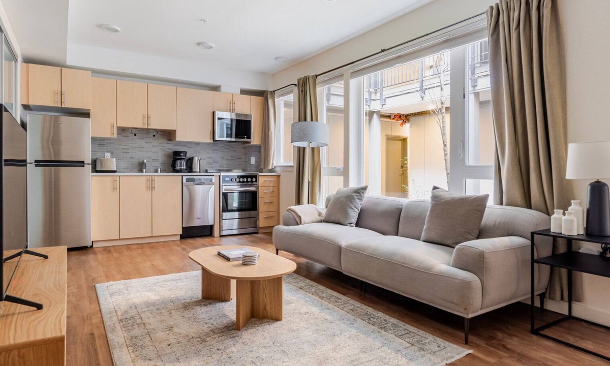 Capitol Hill Apartment | Blueground | Capitol Hill, view, nr Volunteer Park