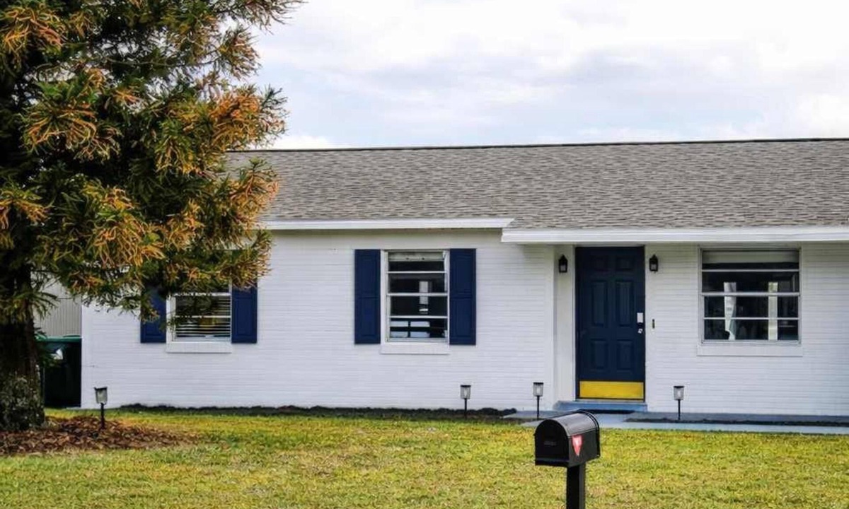 Orlando House | Brand NewPainted Vacation Hse NrUCF PetsOK Fenced