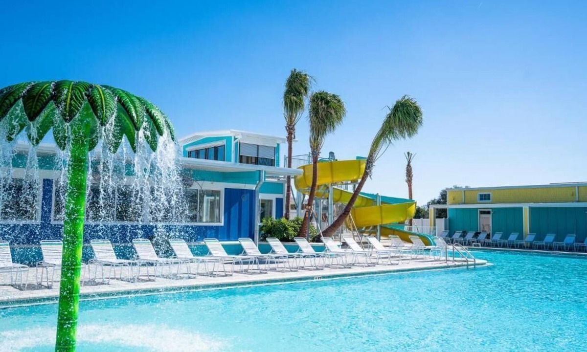 Auburndale Resort | Camp Margaritaville Auburndale RV Resort