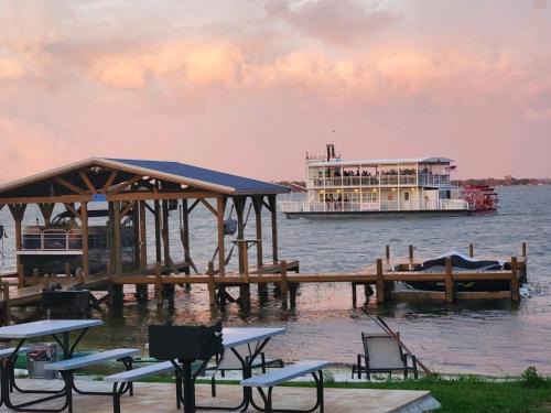 Tavares House | Camp St. Cabanas Unit 4