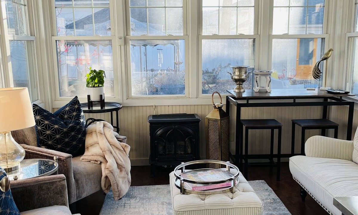 Winona Bed & Breakfast | Carriage House B&B