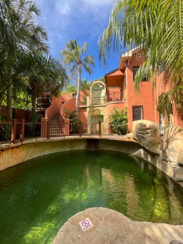 DeLand House | Casa Cascada
