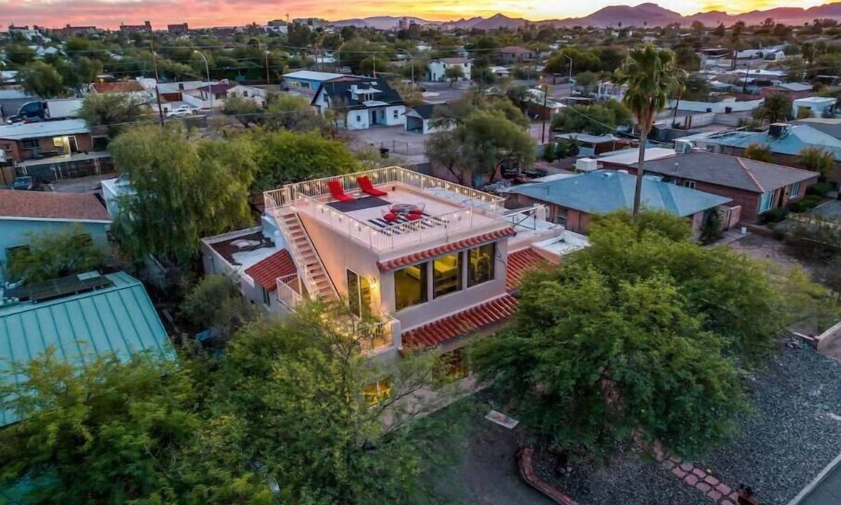 Jefferson Park House | Central Home w/Panoramic Views - 1.3 miles to UofA/3.5 miles to downtown