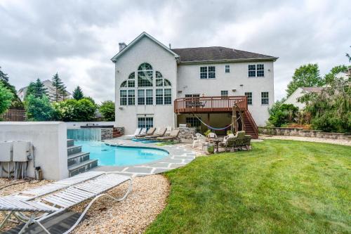 Mainland House | Centrally Located Family Home w/Pool