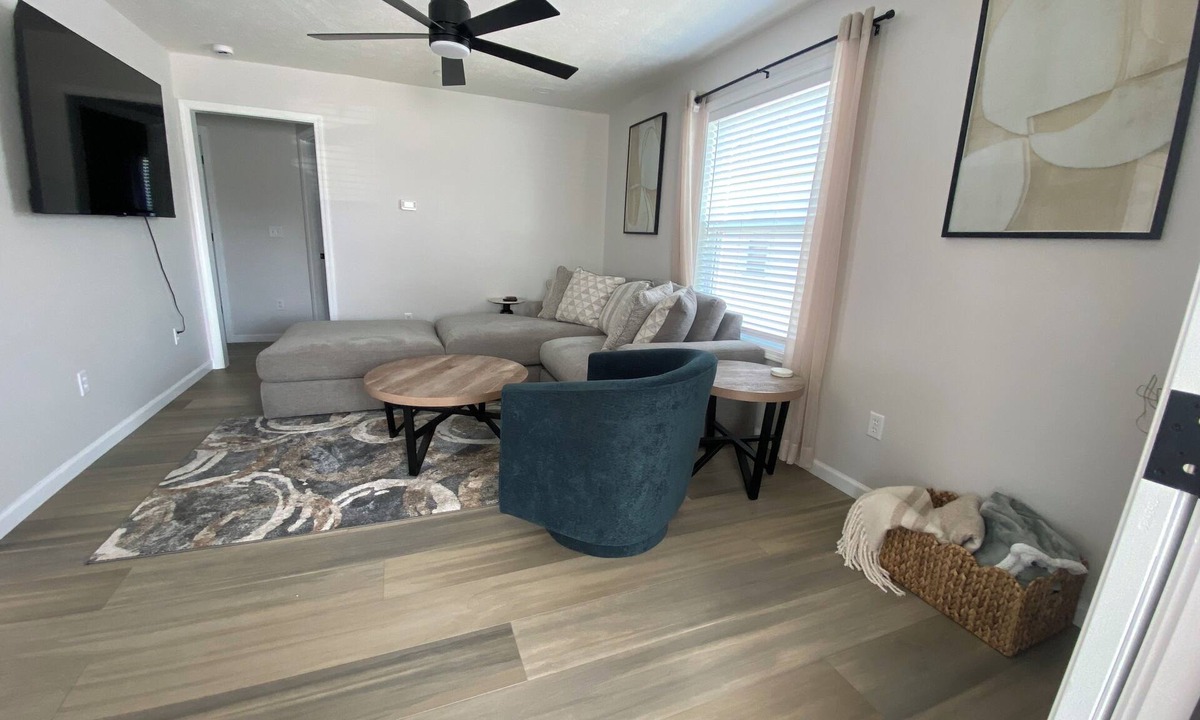 Lafayette House | Centrally located newly renovated 2 bungalow in Lafayette.