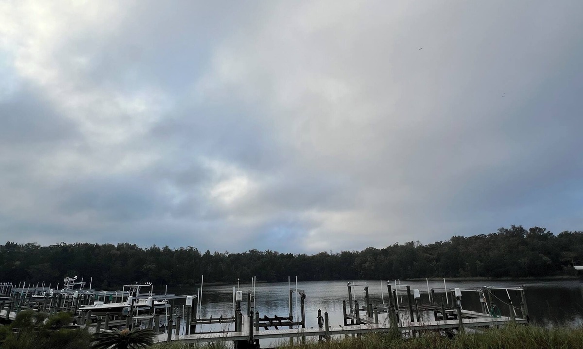 Crystal River Condo | Charming 2 bedroom condo with waterfront views. Community pool!