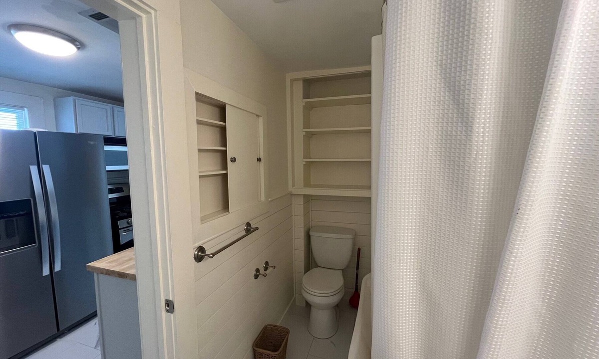 Bayou St. John House | Charming 2-bedroom house in awesome New Orleans with WiFi, AC