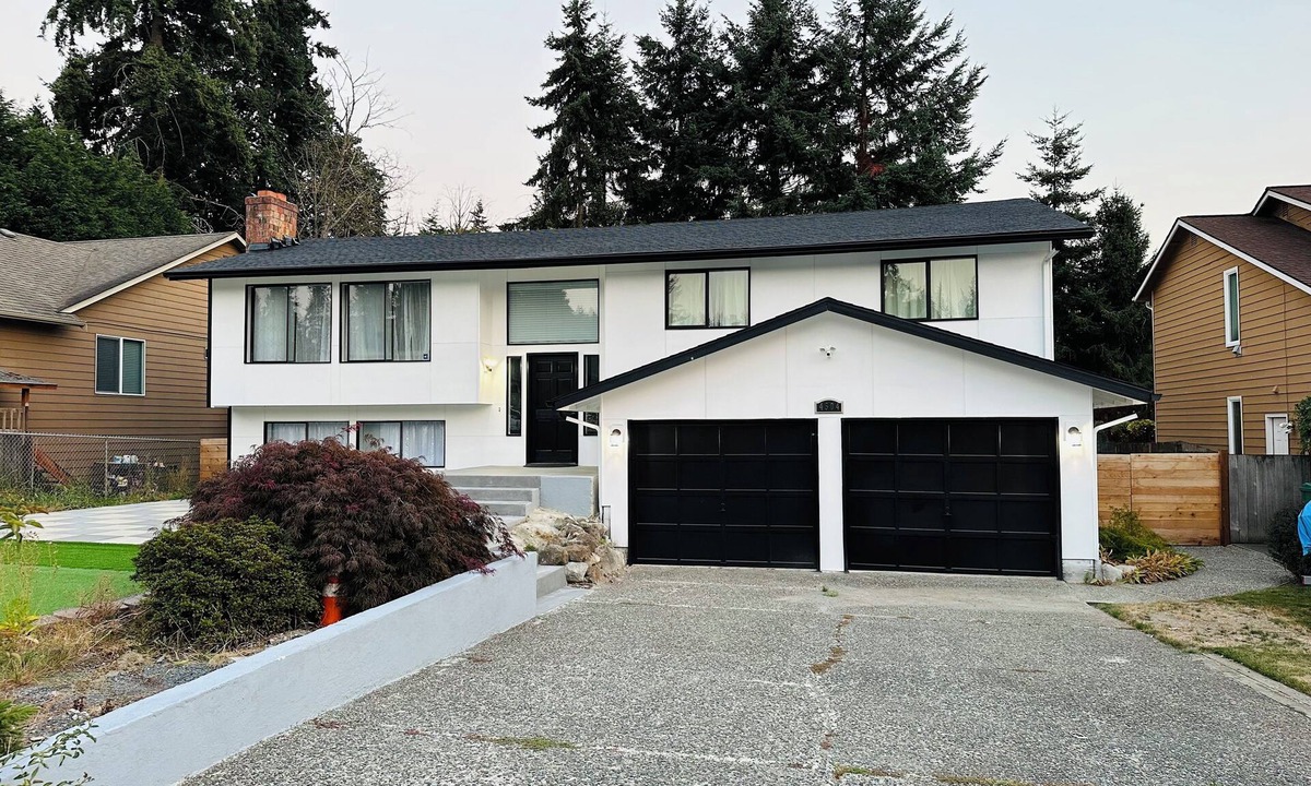 Mountlake Terrace House | Charming 4-bedroom house in Mountlake Terrace