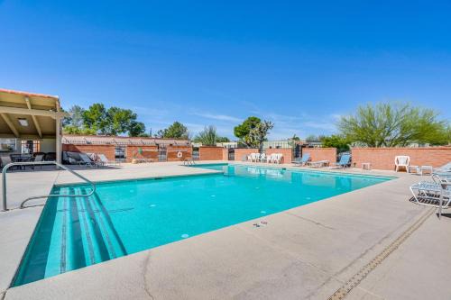 Green Valley House | Charming Green Valley Townhome w/Community Pool!
